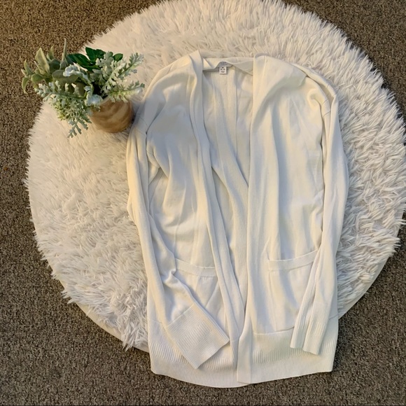 Cardigan - Picture 1 of 4